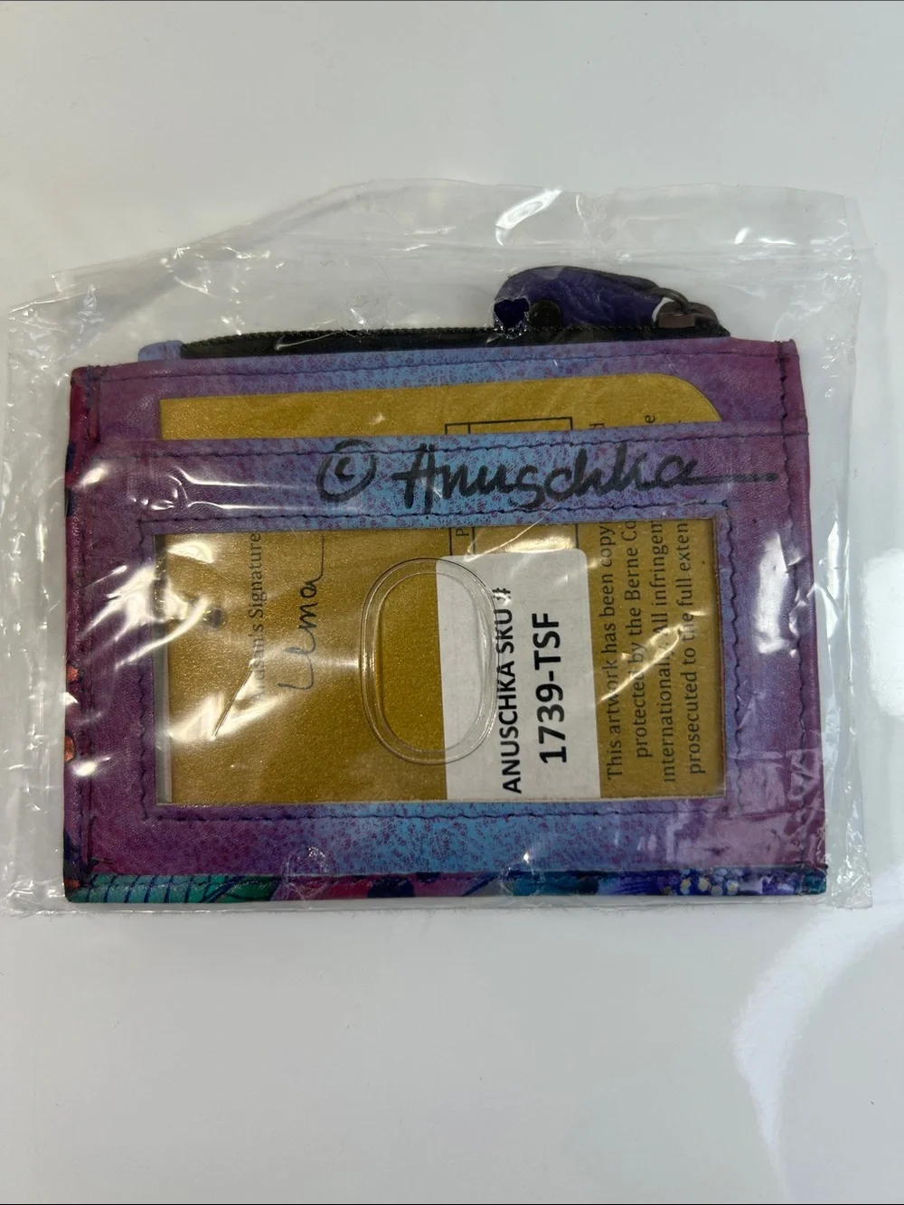Anuschka new tags
